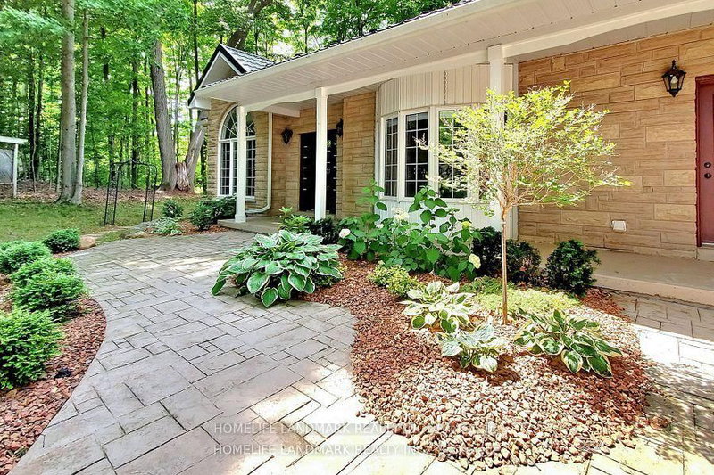 1976 Forest Valley Drive