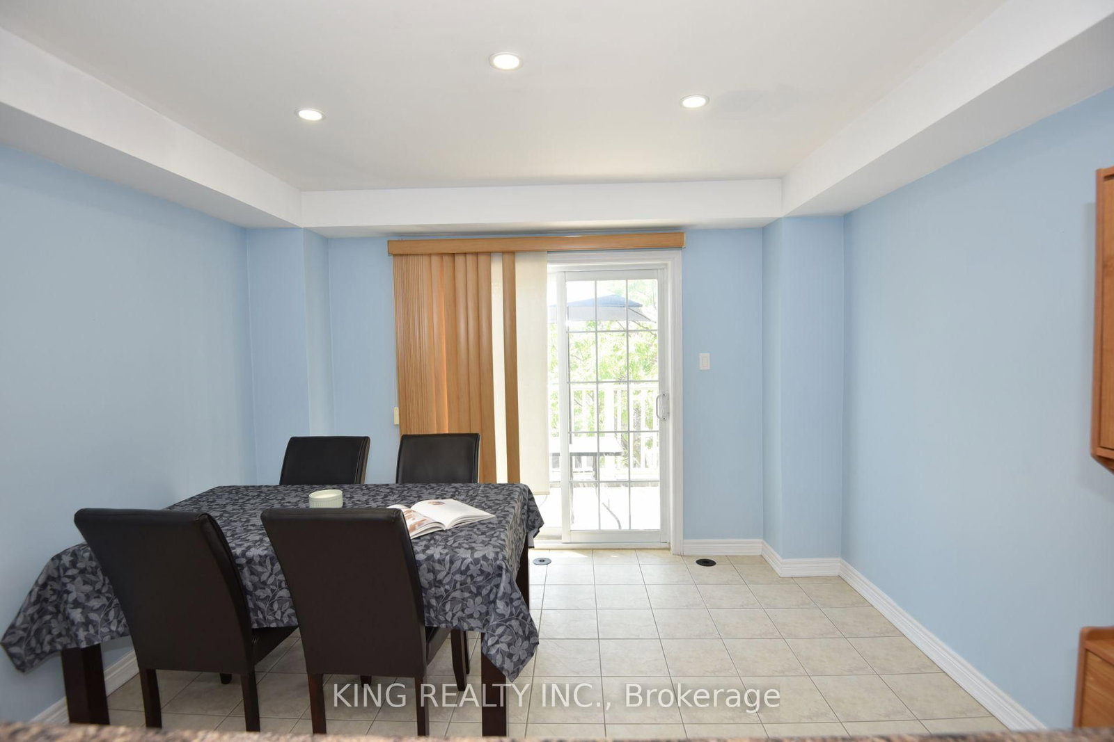 2817 Bur Oak Avenue • Markham, ON photo 24