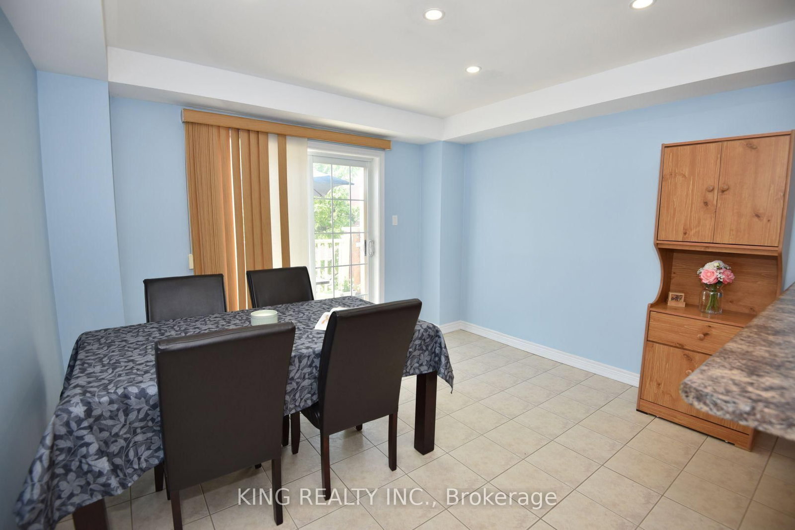 2817 Bur Oak Avenue • Markham, ON photo 25