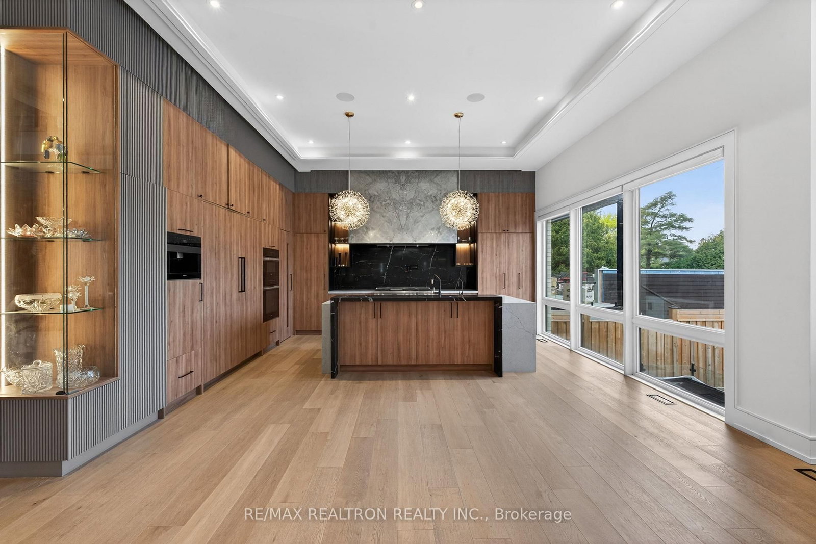 116 OAK Avenue • Richmond Hill, ON photo 27