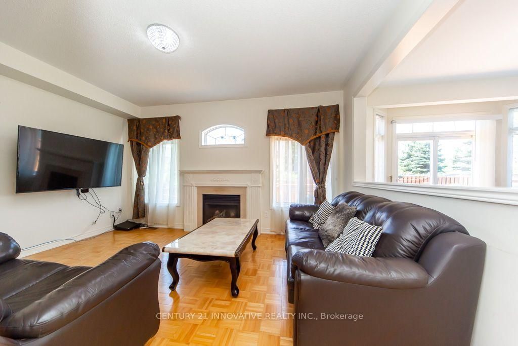 116 Riverwalk Drive • Markham, ON photo 14