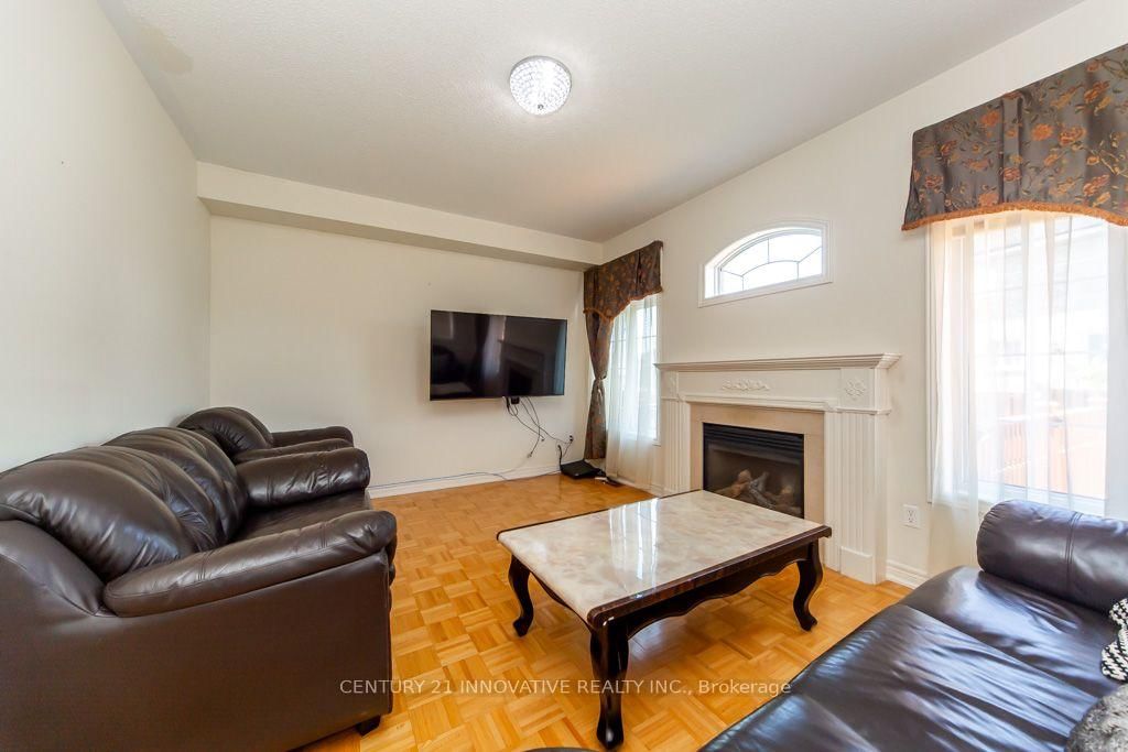 116 Riverwalk Drive • Markham, ON photo 15