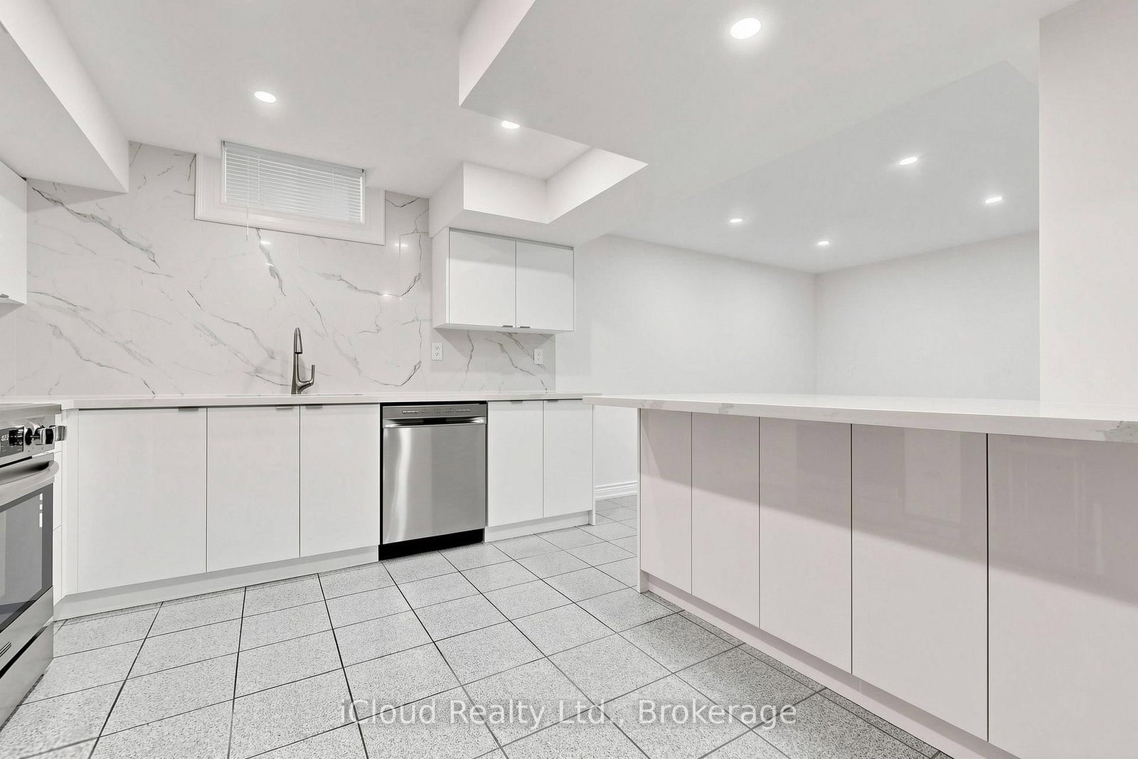 15 San Marko Place • Vaughan, ON photo 34