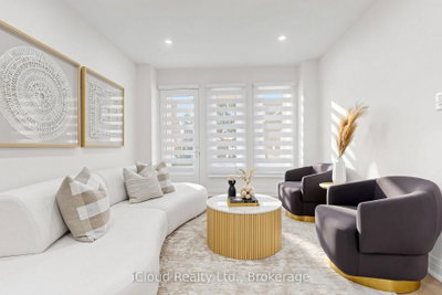 15 San Marko Place • Vaughan, ON photo 5