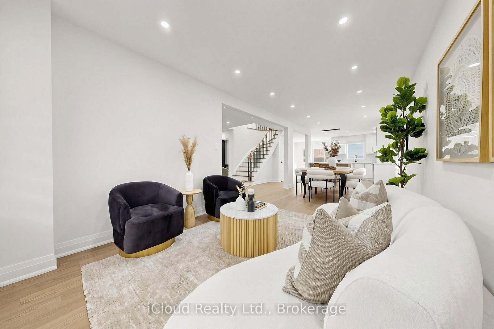 15 San Marko Place • Vaughan, ON photo 6