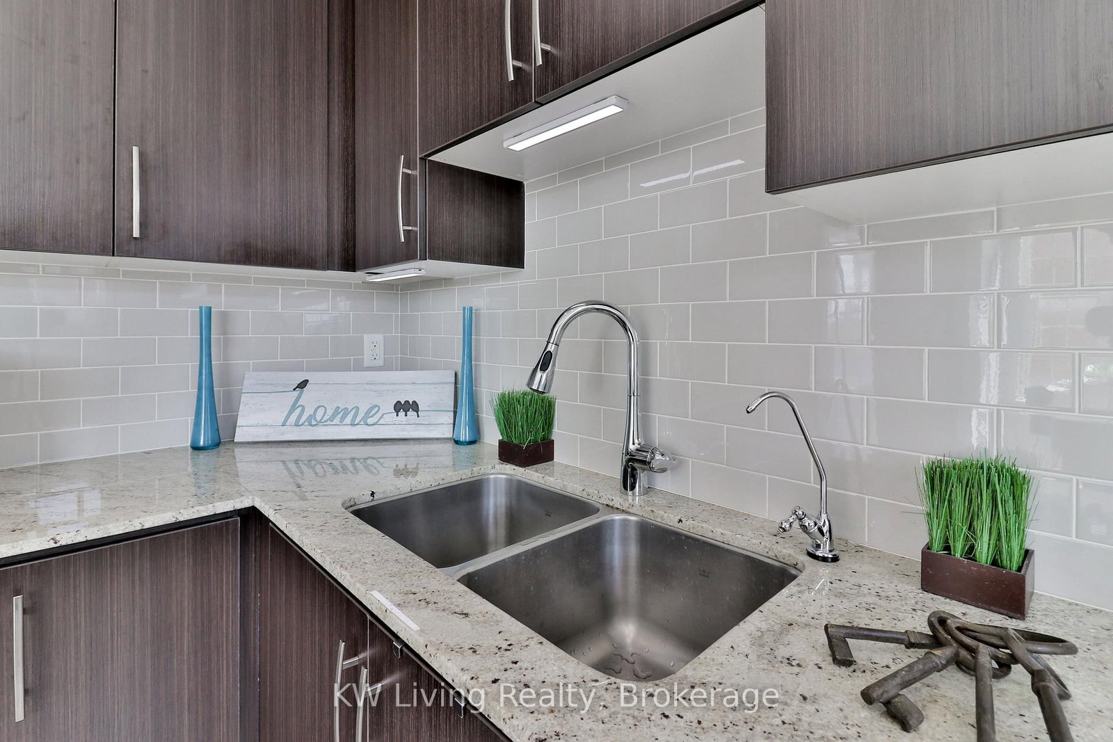 10373 Woodbine Avenue • Markham, ON photo 27