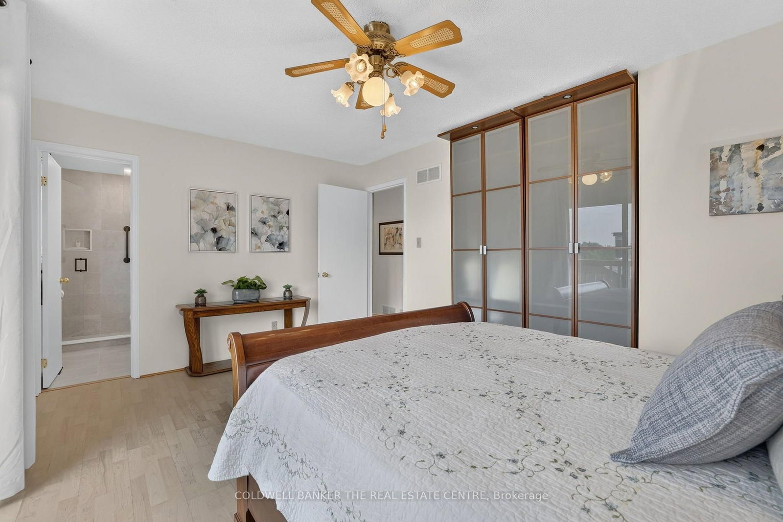 16 Hi View Drive • East Gwillimbury, ON photo 15