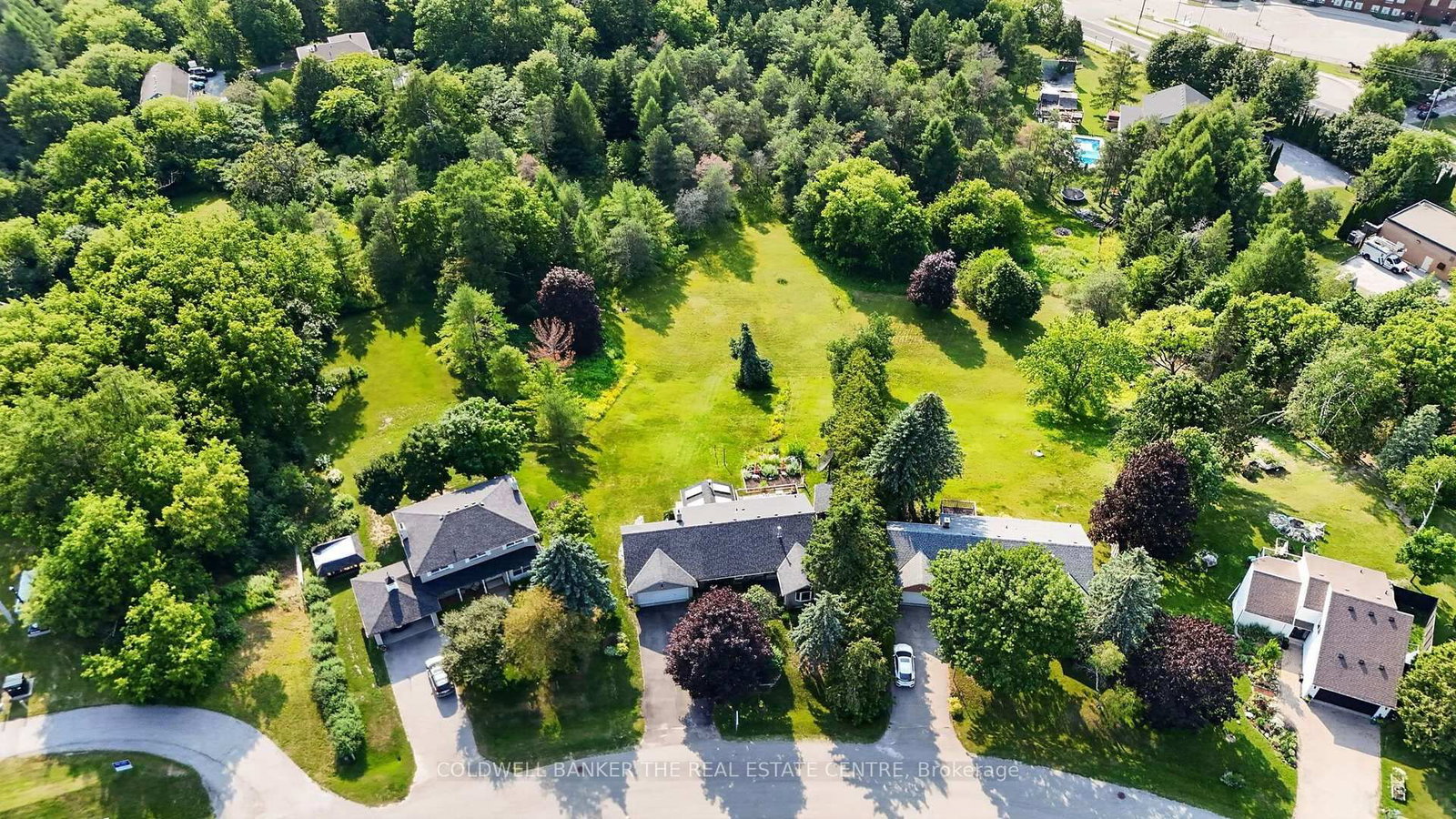 16 Hi View Drive • East Gwillimbury, ON photo 42