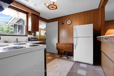 104 Farley Circle • Georgina, ON photo 8