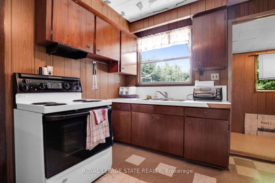 104 Farley Circle • Georgina, ON photo 9