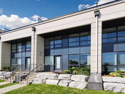 Townhouse for lease at Th114-12 Woodstream Boulevard, Vaughan, Ontario, L4L 8C3 - Vaughan Grove - MLS: N13566812