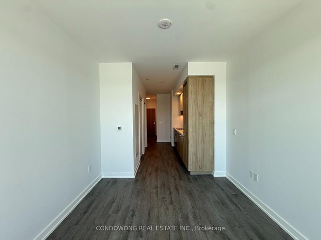 305 - 5 Meadowdale Road