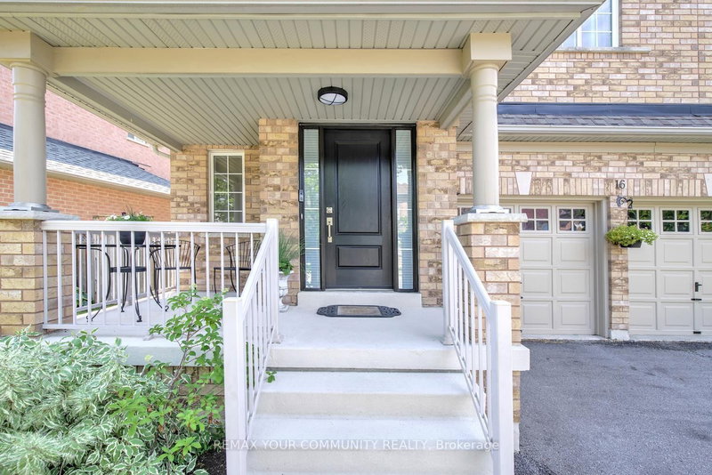 16 Westway Crescent