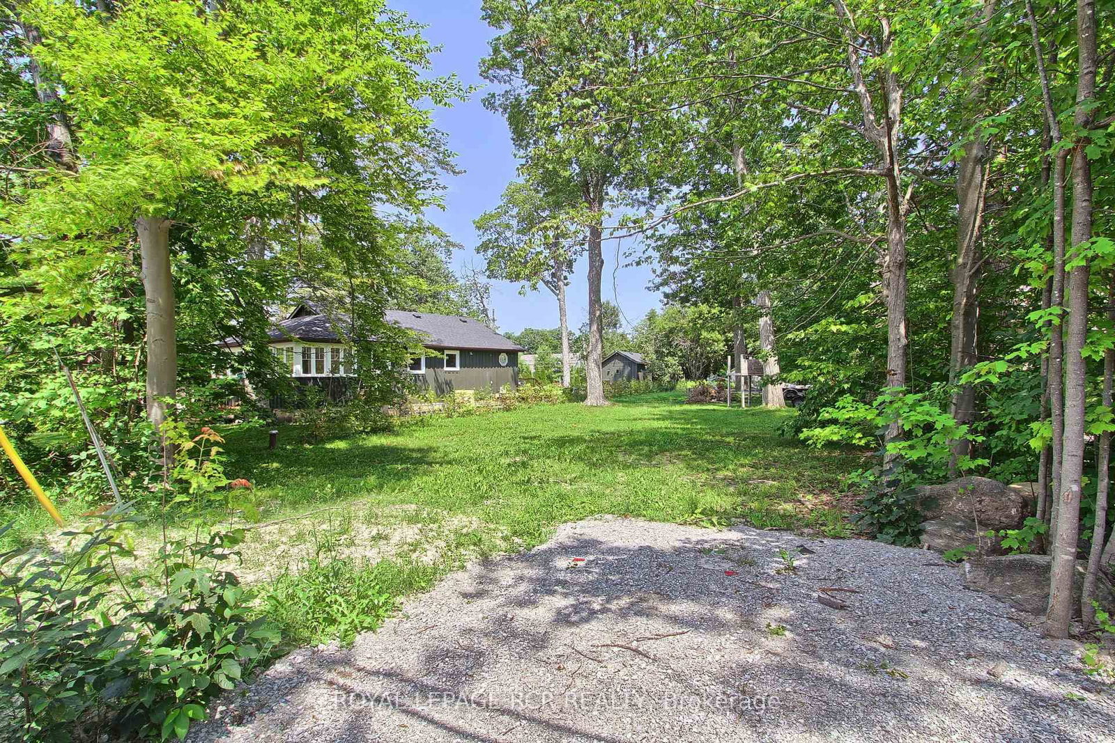 3967 Algonquin Avenue • Innisfil, ON photo 47
