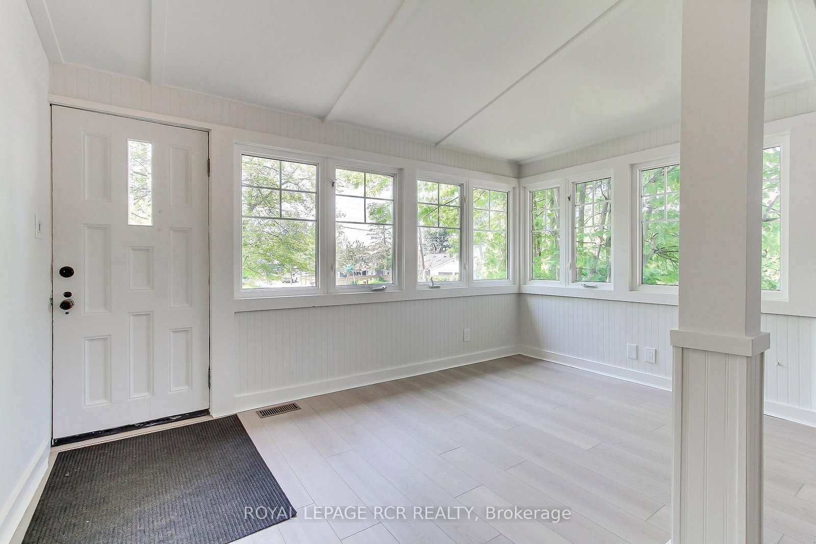 3967 Algonquin Avenue • Innisfil, ON photo 6