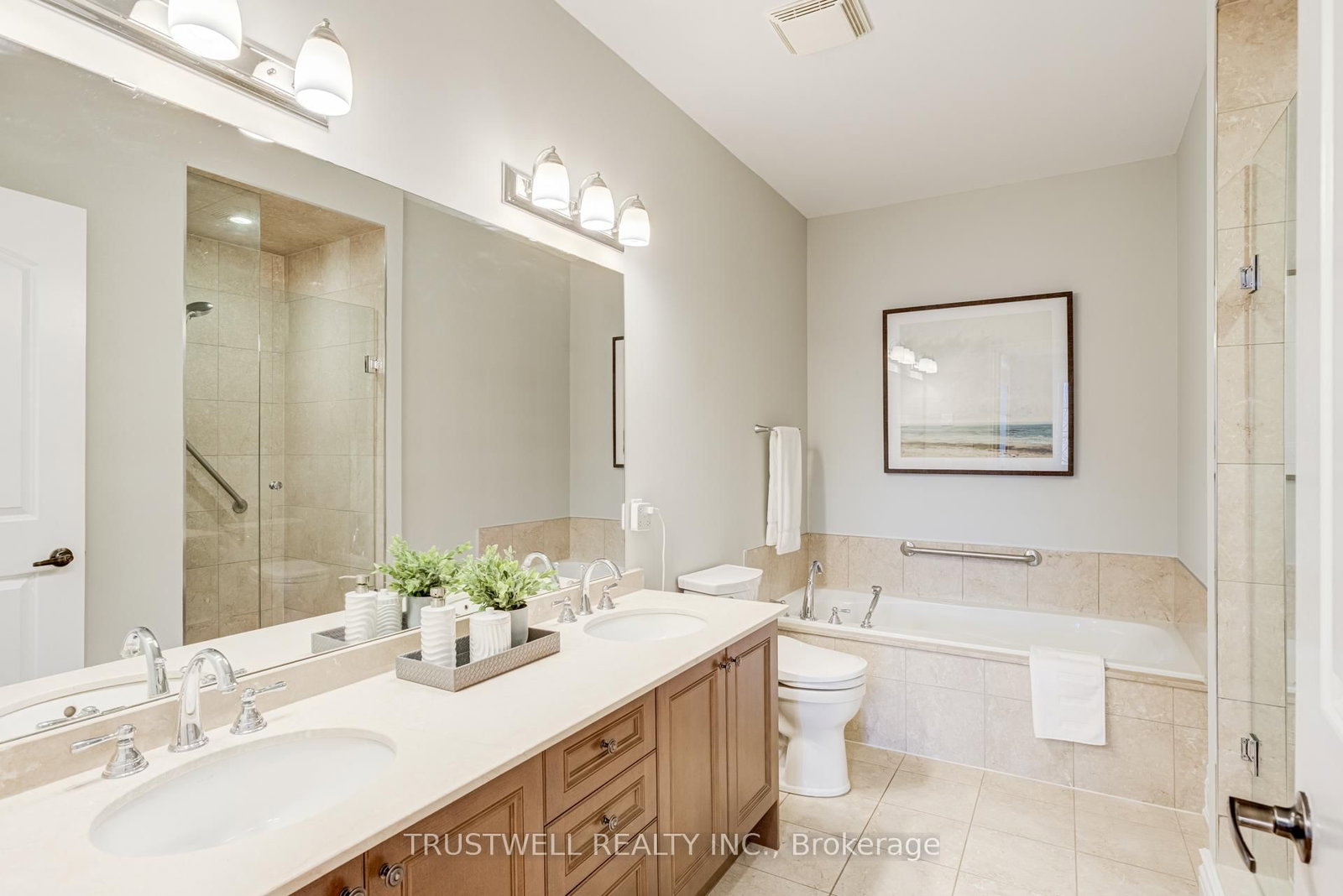 1 Verclaire Gate • #303 • Markham, ON photo 14