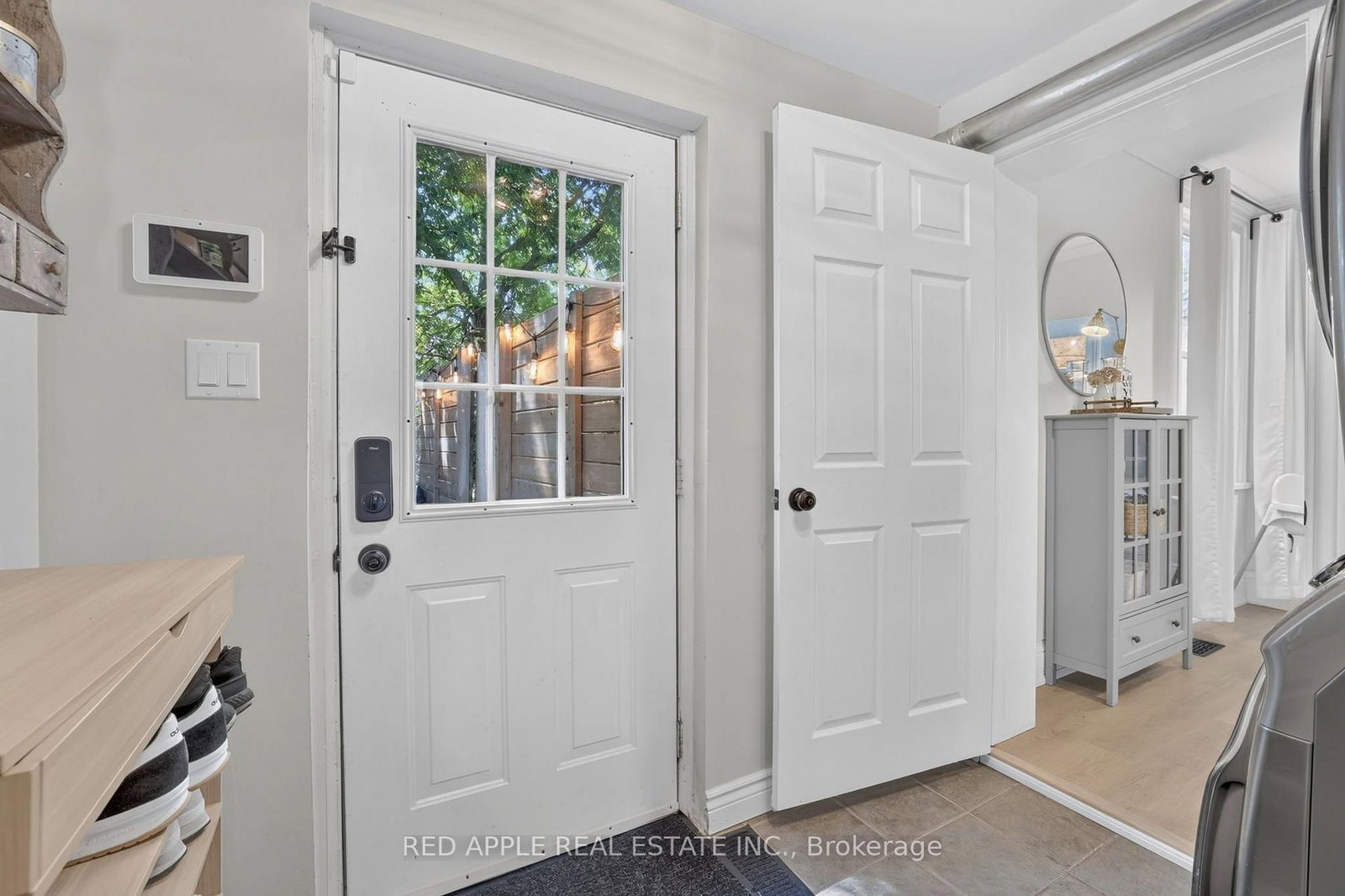 20435 Leslie Street • East Gwillimbury, ON photo 12