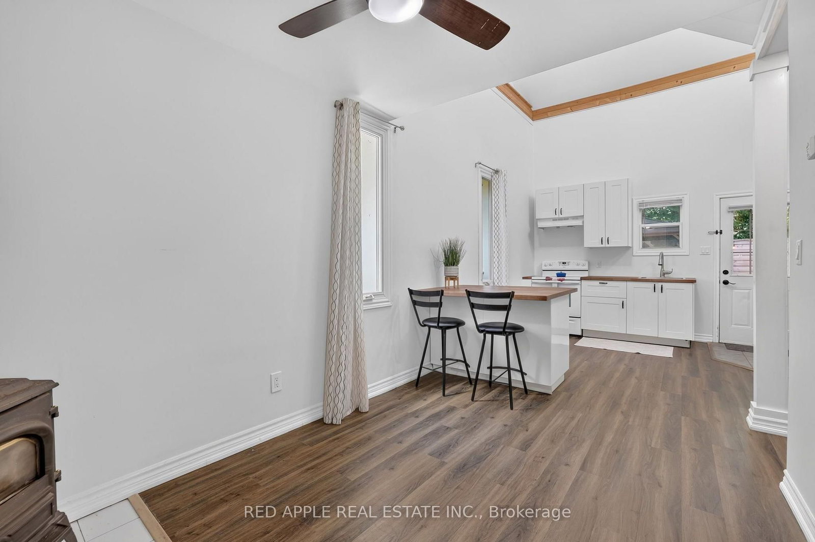 20435 Leslie Street • East Gwillimbury, ON photo 30