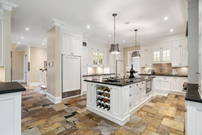 60 Parr Place • Vaughan, ON