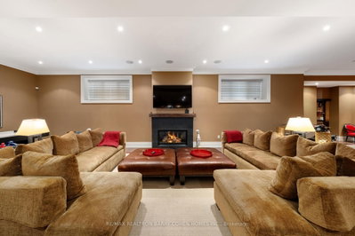 60 Parr Place • Vaughan, ON
