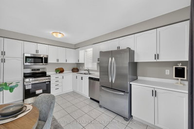 61 Darling Crescent • New Tecumseth, ON photo 8
