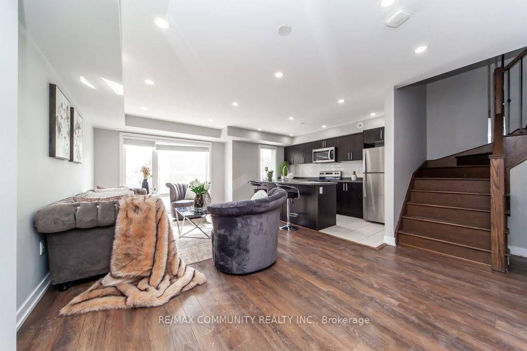 20 Westmeath Lane • #2322 • Markham, ON photo 9