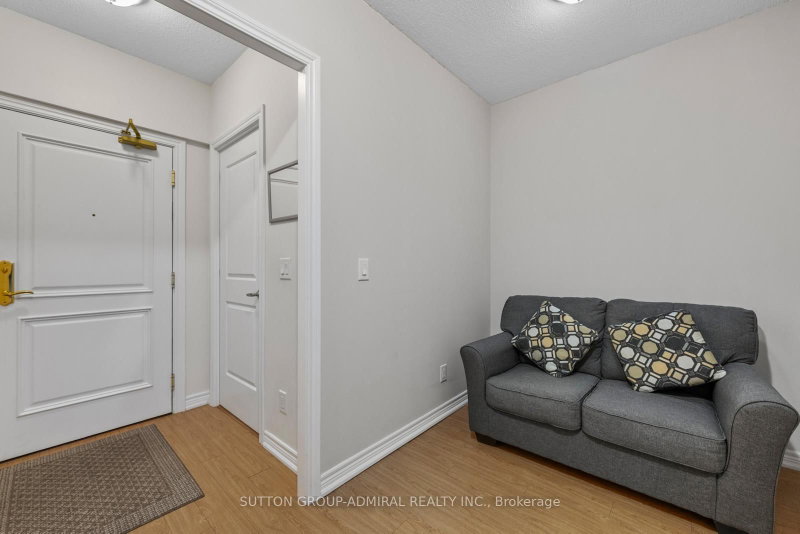 215 - 9255 Jane Street