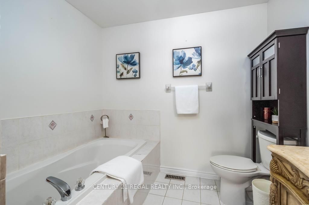 43 Waterton Crescent • Richmond Hill, ON photo 22