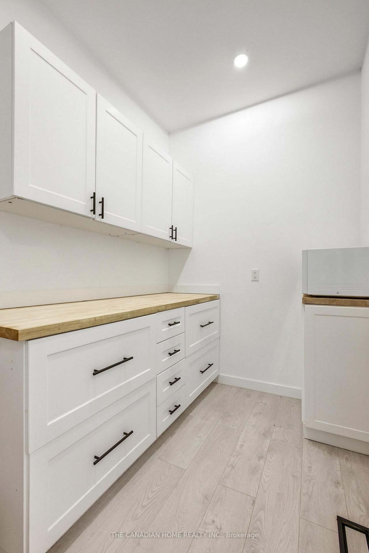 179 Church Street • Georgina, ON photo 10