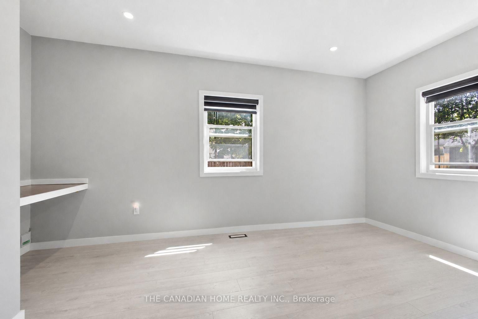 179 Church Street • Georgina, ON photo 11