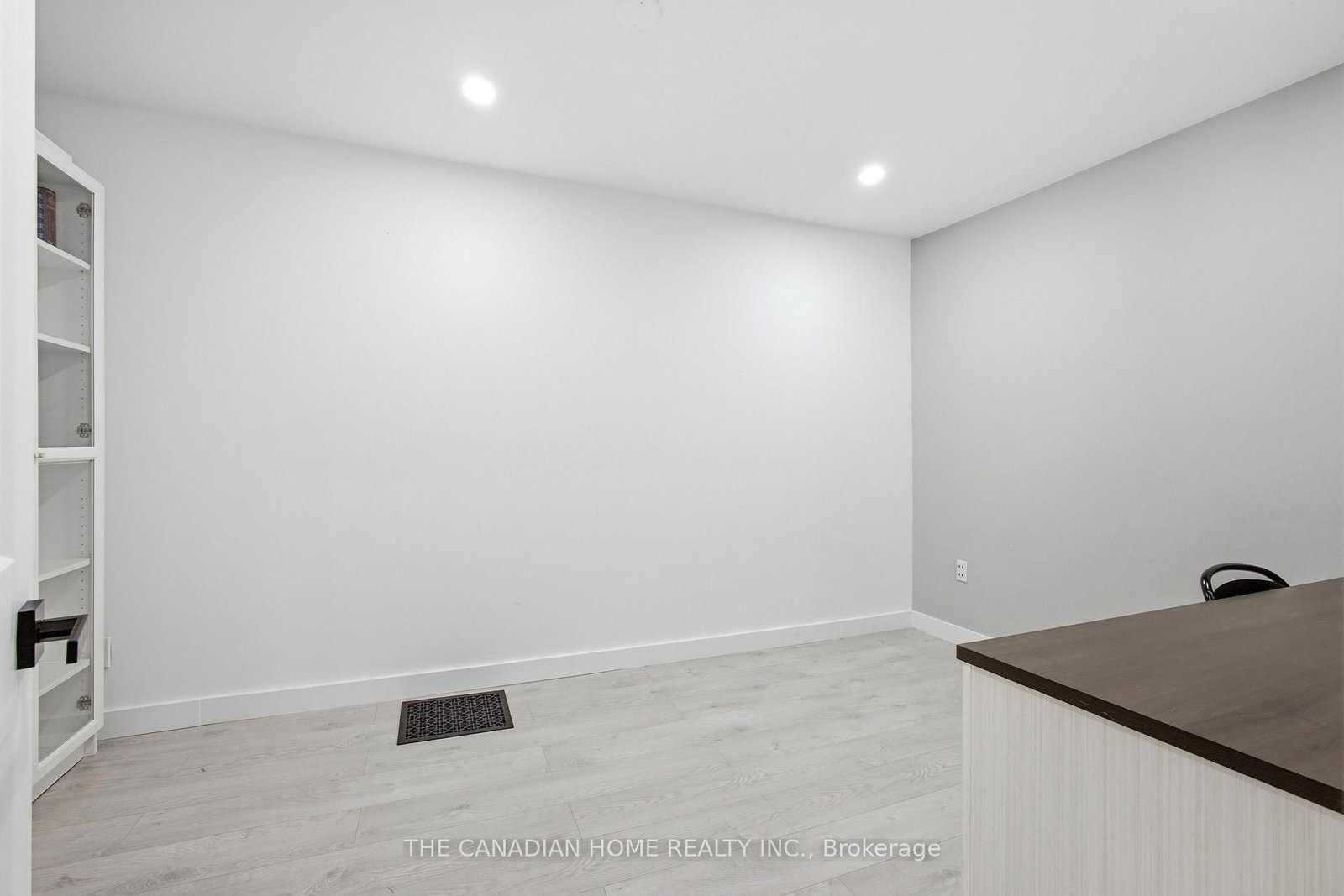 179 Church Street • Georgina, ON photo 23