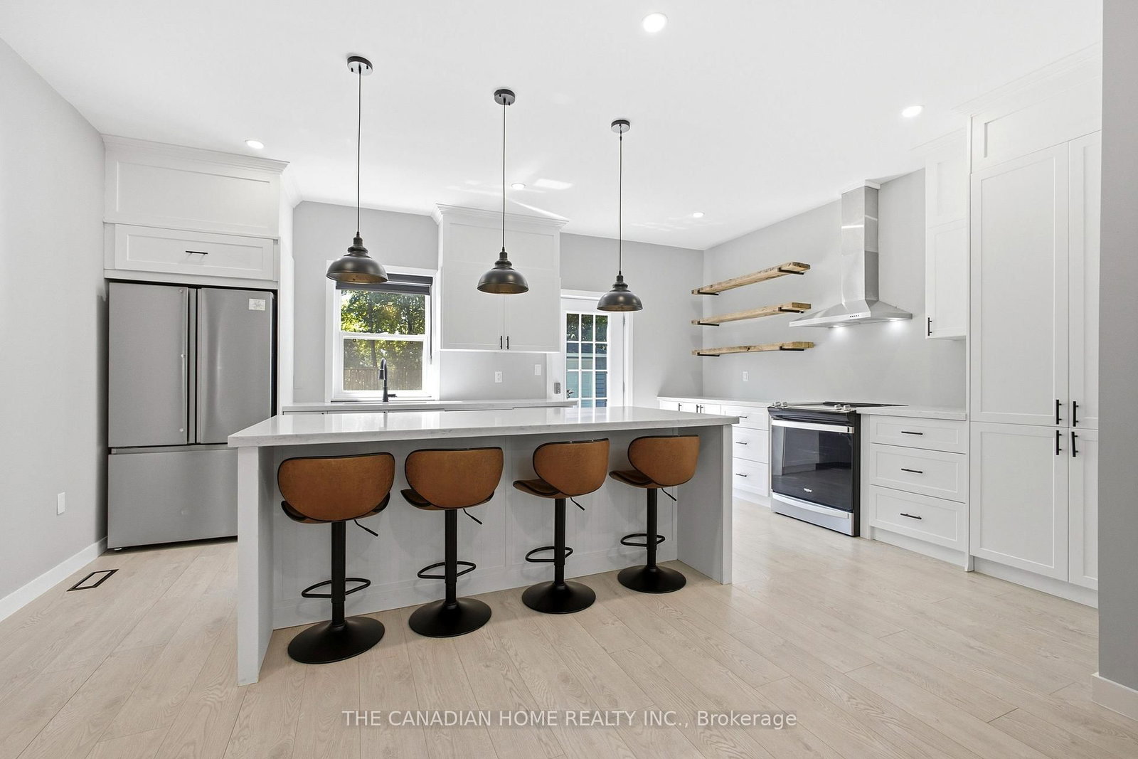 179 Church Street • Georgina, ON photo 6