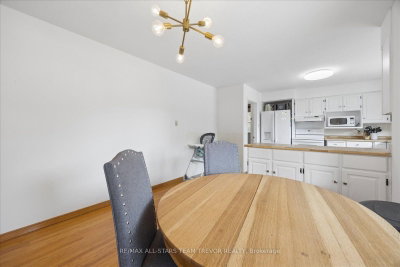 280 Bay Street — more photos