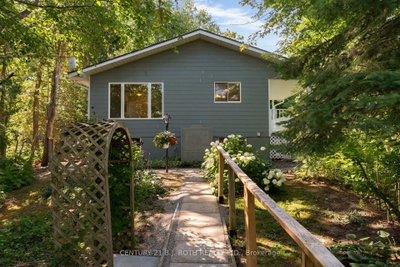 957 7th Line • Innisfil, ON photo 4