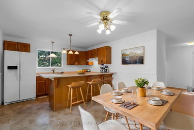 957 7th Line • Innisfil, ON photo 8