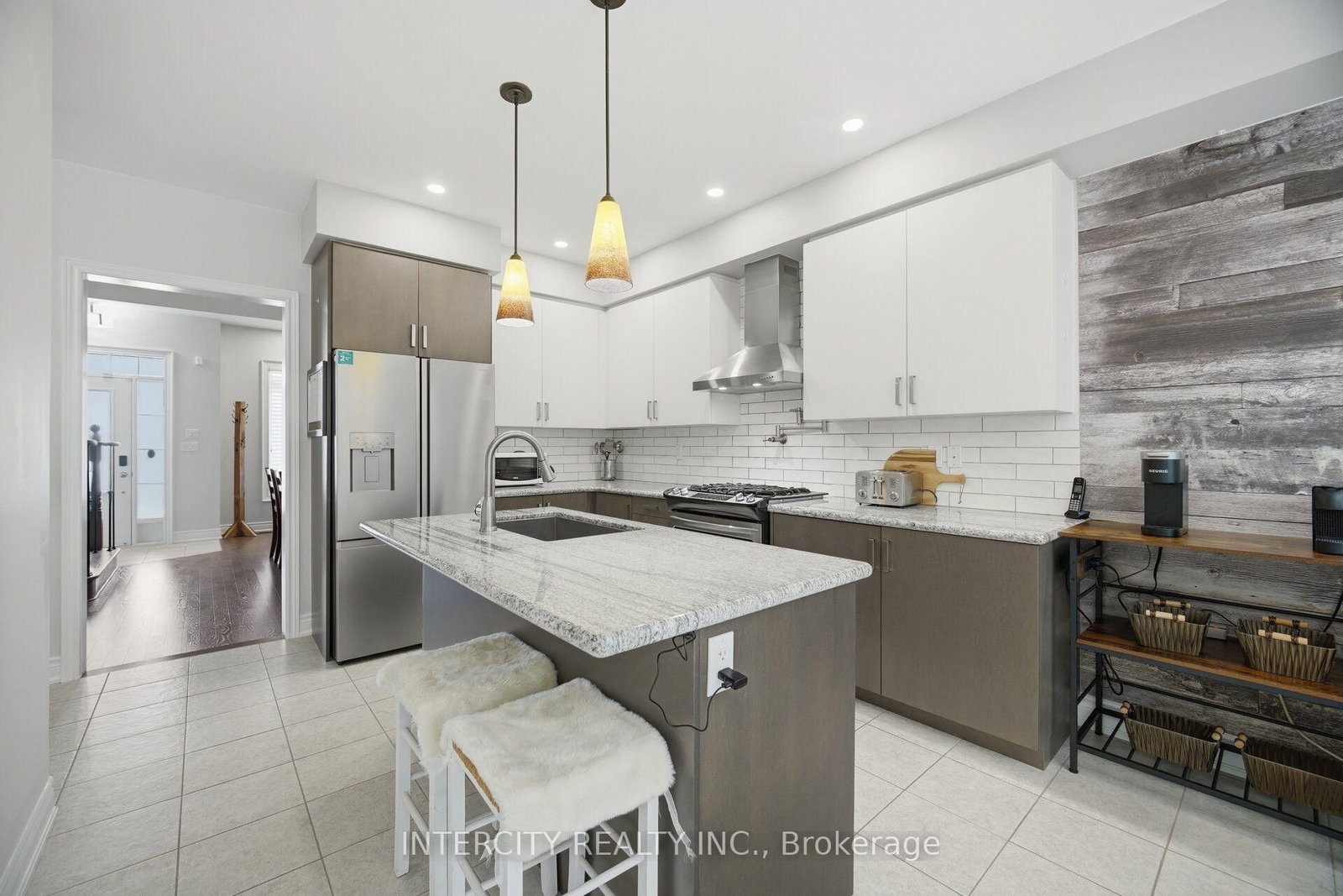 4 Petersen Place • King, ON photo 13