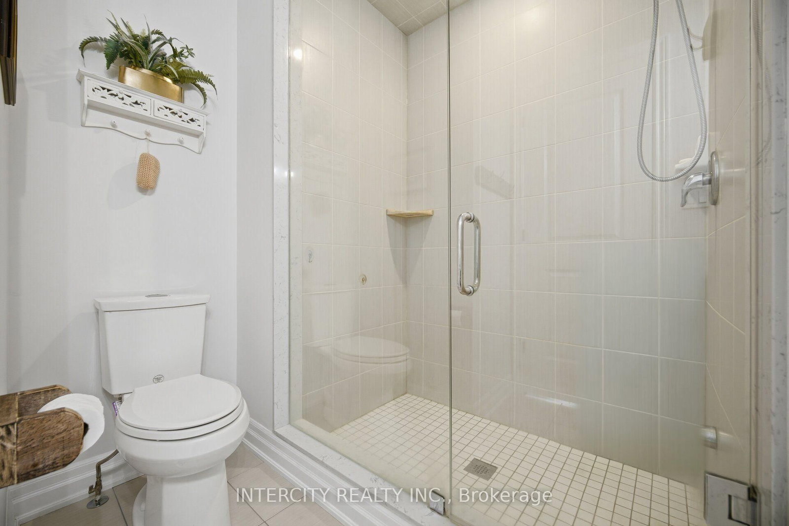 4 Petersen Place • King, ON photo 24