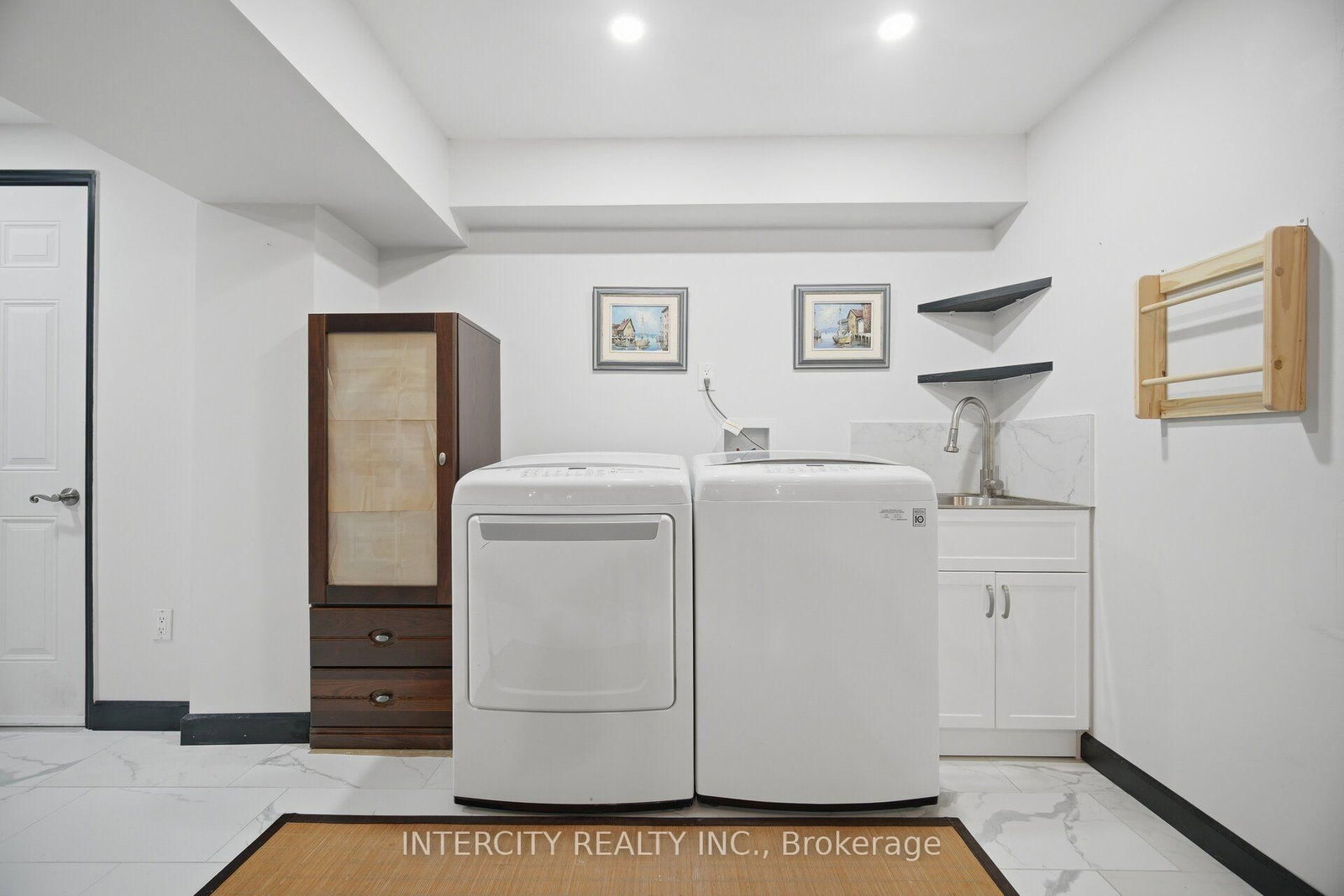 4 Petersen Place • King, ON photo 34