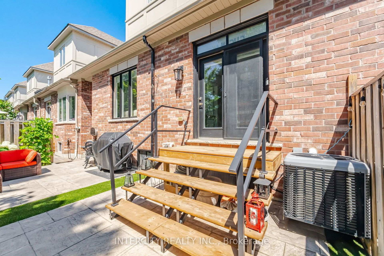 4 Petersen Place • King, ON photo 35