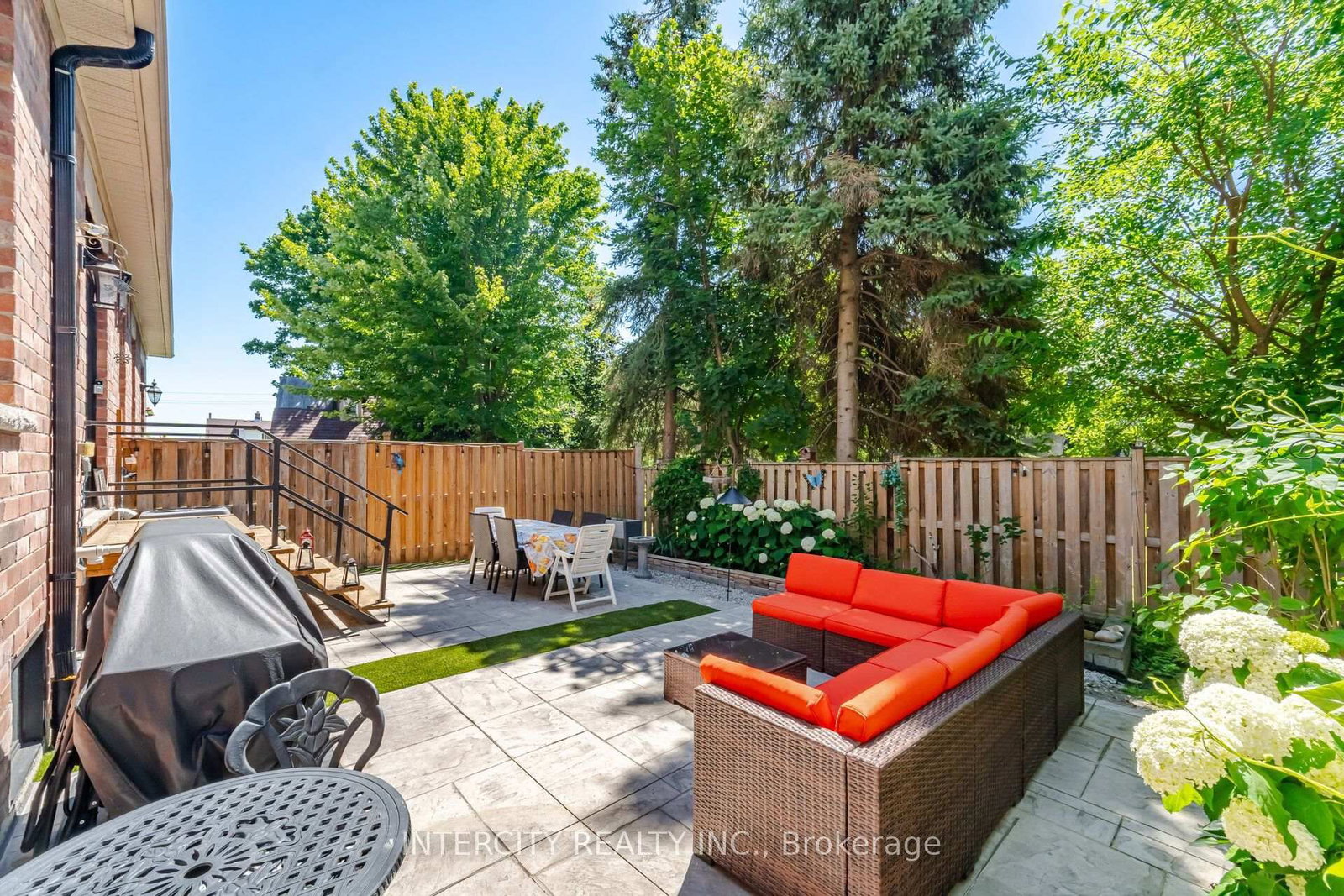4 Petersen Place • King, ON photo 37