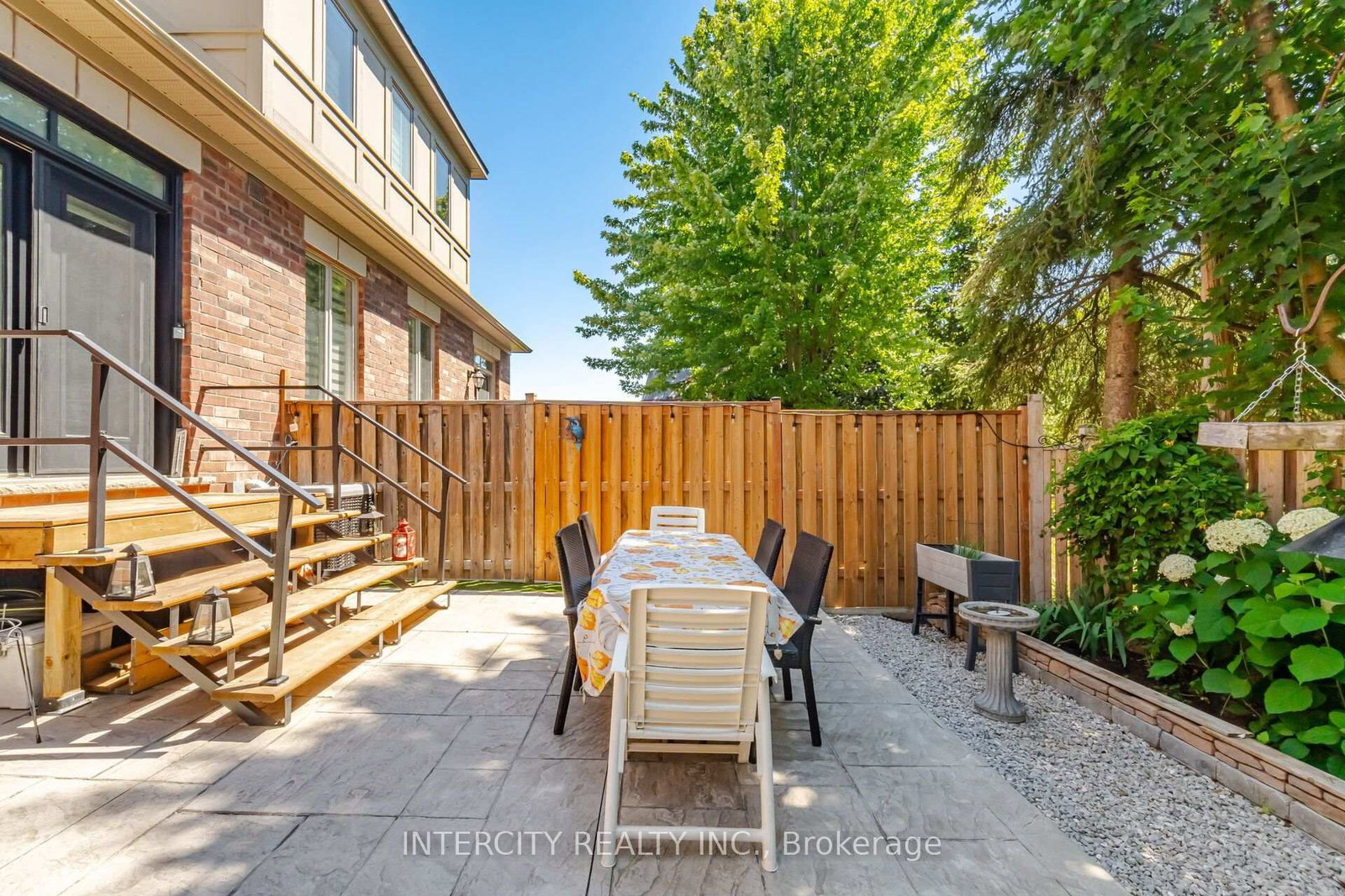 4 Petersen Place • King, ON photo 40