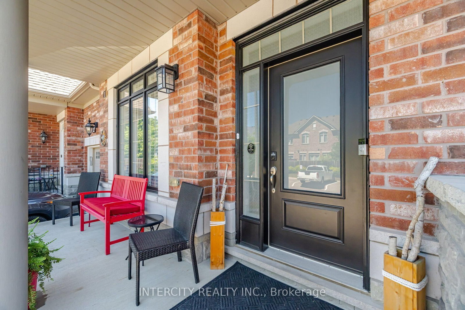 4 Petersen Place • King, ON photo 5