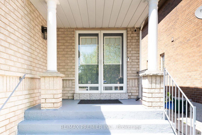 22 Laura Sabrina Drive