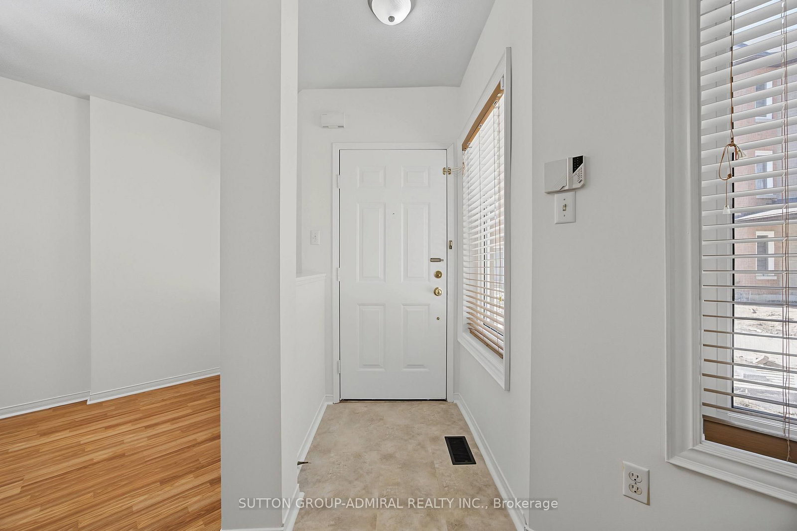 735 New Westminster Drive • #56 • Vaughan, ON photo 2