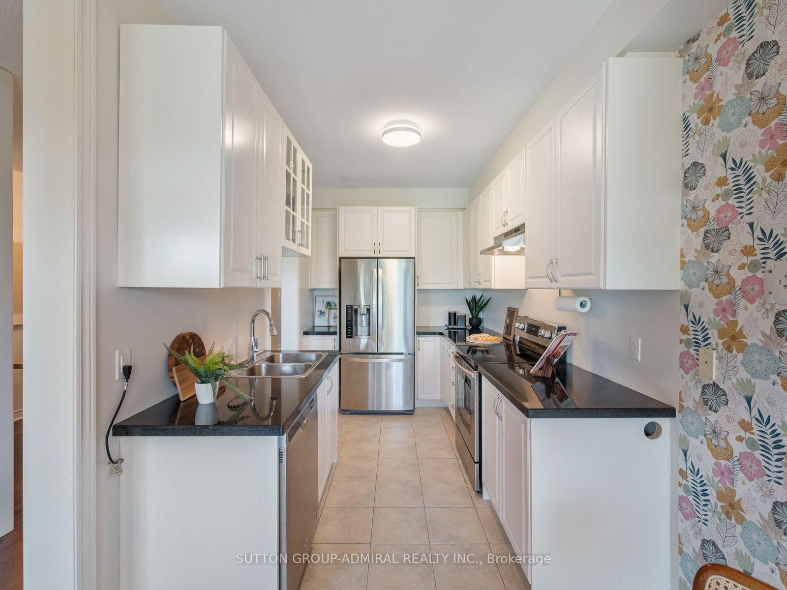 119 Walter Sinclair Court • Richmond Hill, ON photo 12