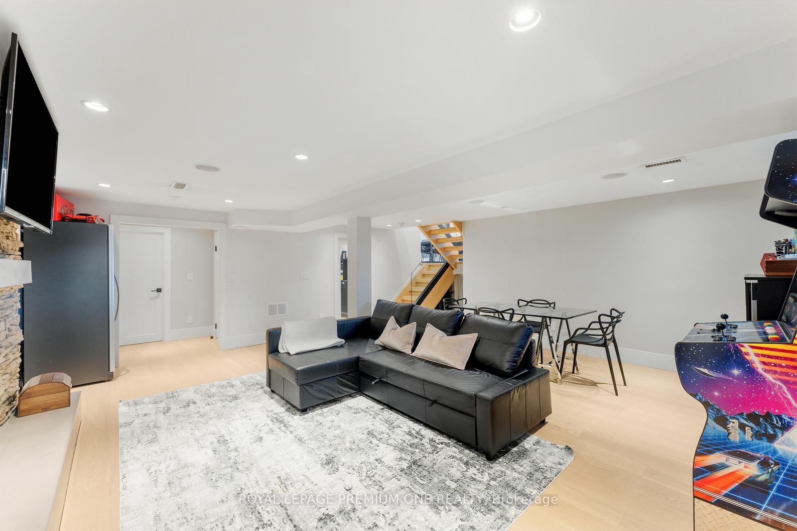 49 Norman Drive • King, ON photo 34