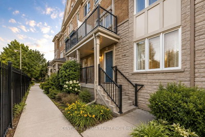 92 Louisbourg Way • Markham, ON photo 2
