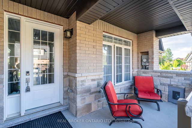 6 Howard Williams Court