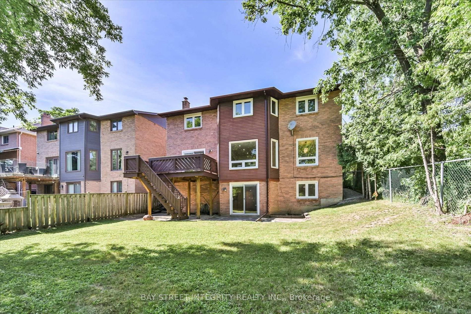 151 Old Surrey Lane • Richmond Hill, ON photo 44