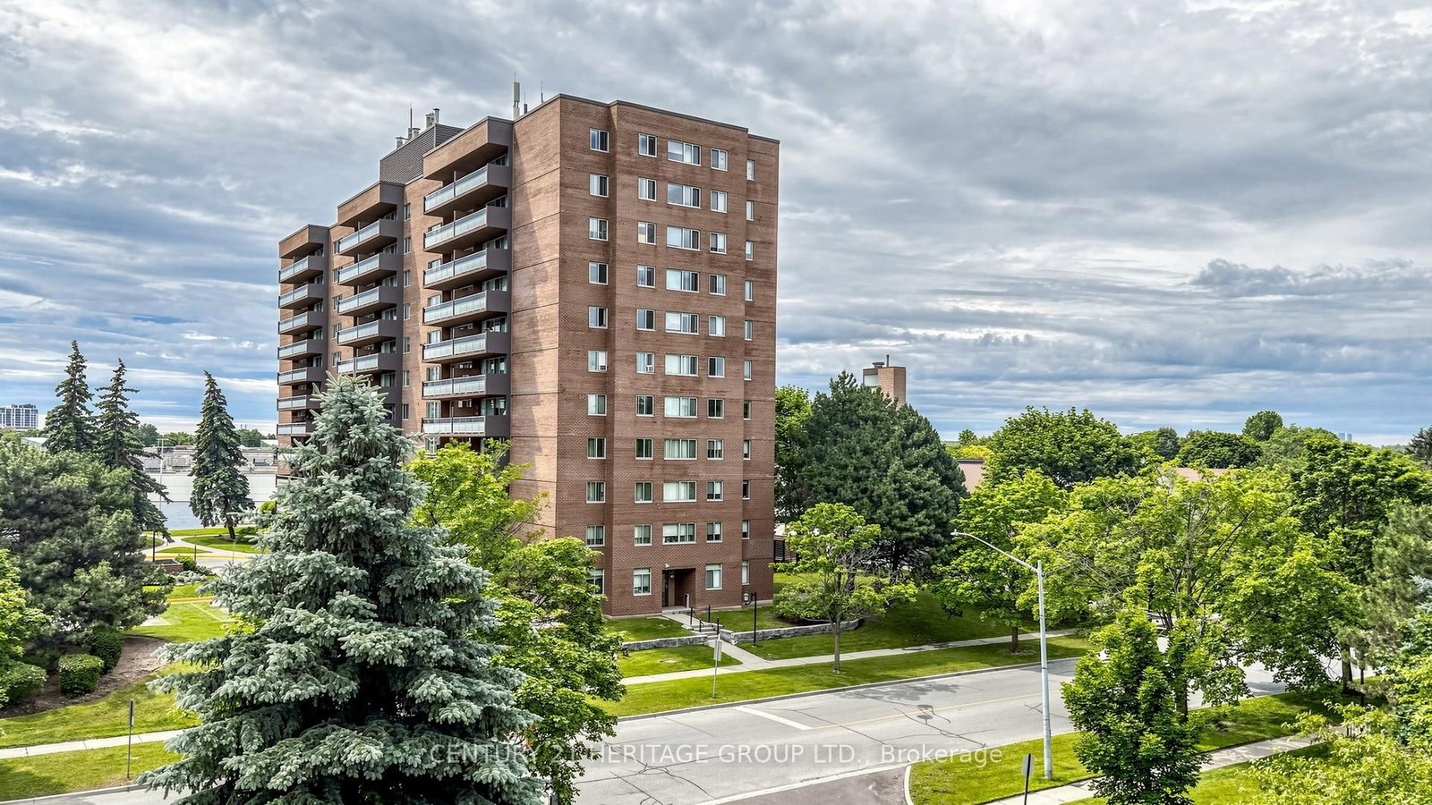 40 Baif Boulevard • #406 • Richmond Hill, ON photo 39